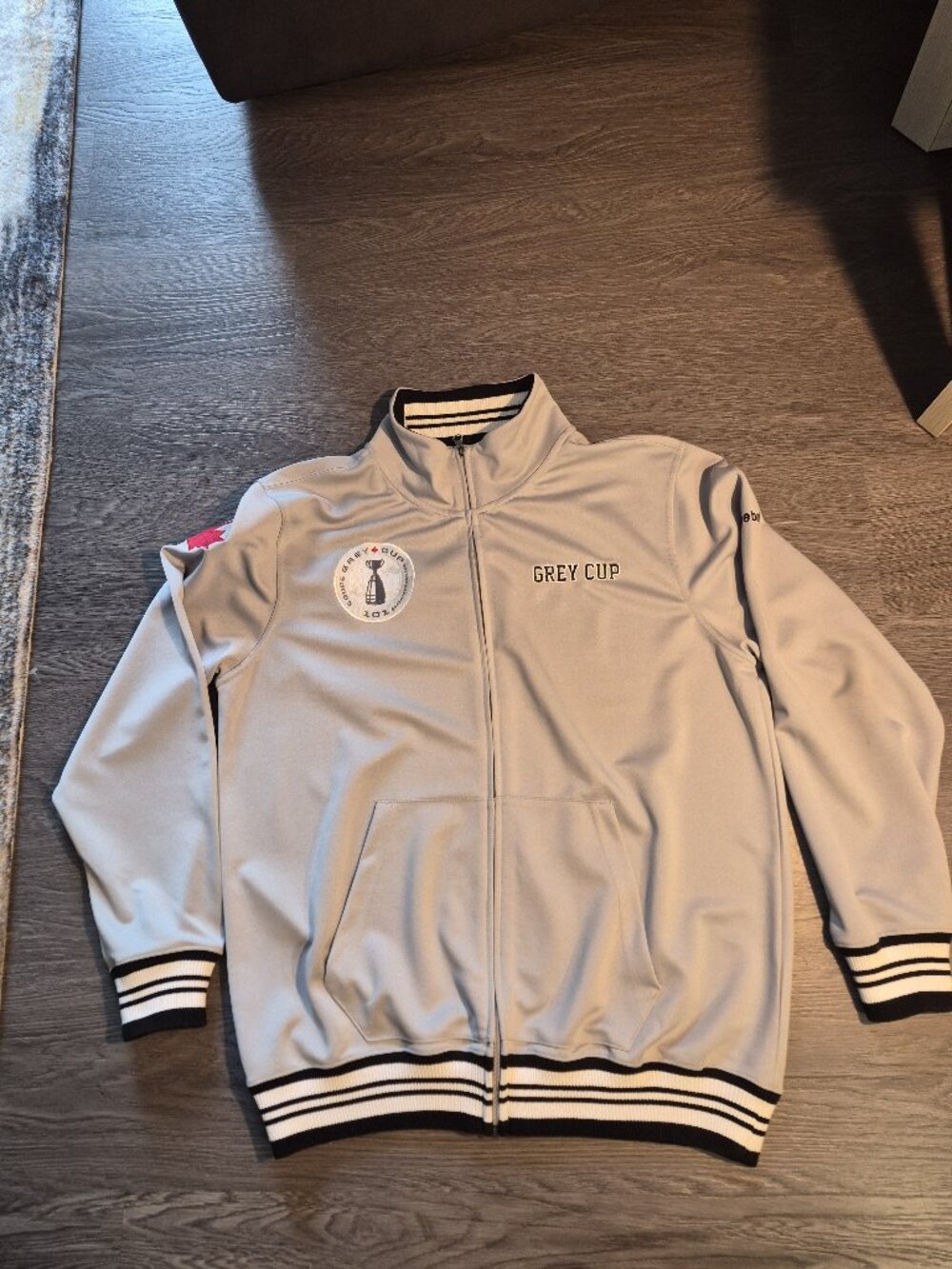 Reebok CFL Grey Cup 101 Jacket 2XL 2013 Saskatchewan Zip Up Track